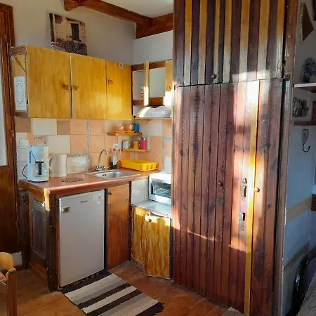 Vlassis Apts - 2 Space Eleni Rethymno Country house *